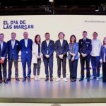 Dos de cada tres consumidores en España usan la IA para tomar sus decisiones de compras, según un estudio