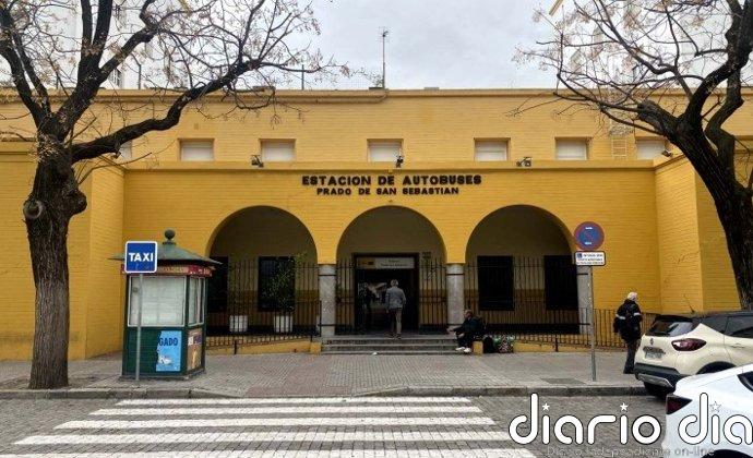 Dos heridos tras la caída de una rama de árbol en el Prado de San Sebastián de Sevilla