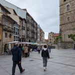 Ecologistas instan a los ayuntamientos a adoptar la tasa turística y dedicar la recaudación a mejorar el transporte