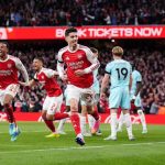 El Arsenal roza la Premier con un triunfo por la mínima ante el Burnley