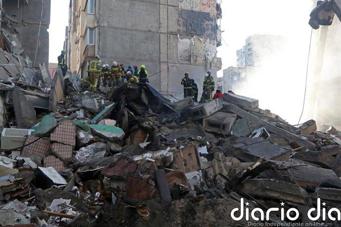 El ataque ruso contra Kiev supera las 20 víctimas mortales, incluidos tres menores