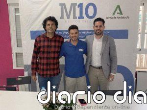 El atleta Juan Bautista Castilla 'Chamba' inspira al alumnado del IES Montes Orientales de Iznalloz (Granada)