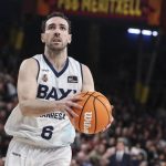 El BAXI Manresa minimiza las opciones de 'playoffs' del Bàsquet Girona