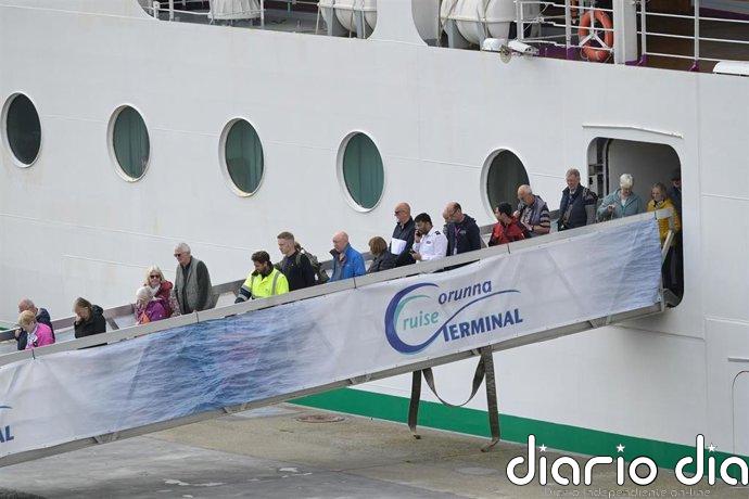 El buque 'Ambition', afectado por un brote de gastroenteritis, atracará hoy en el Puerto de Getxo