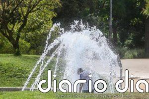 El calor de pleno verano con temperaturas récord para mayo y noches tropicales se mantendrá hasta la próxima semana