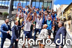 El Calvo Sotelo de Puertollano recibe el reconocimiento institucional tras su ascenso a Segunda Federación