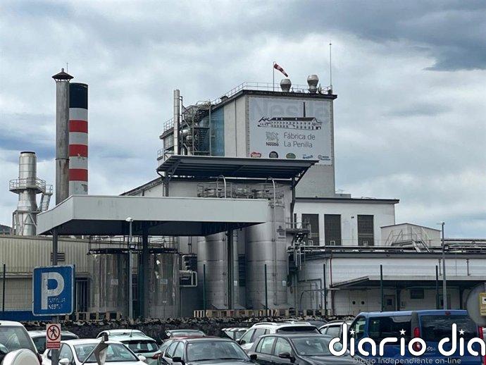 El comité de Nestlé en La Penilla sustituye la huelga indefinida por paros intermitentes el 2, 3 y 4 de junio