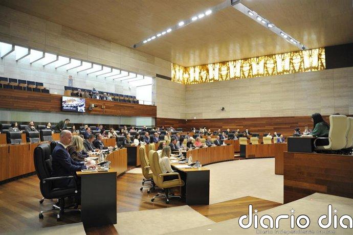 El consejero de Agricultura niega que "se hayan acabado" las vacunas contra la lengua azul
