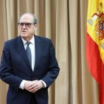 El Defensor pide información a Gobierno y Fiscalía sobre medidas para proteger a menores ante efectos "nocivos" de RRSS