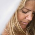 "El embarazo, el uso de anticonceptivos o cambios hormonales pueden favorecer la aparición de manchas", según un experto