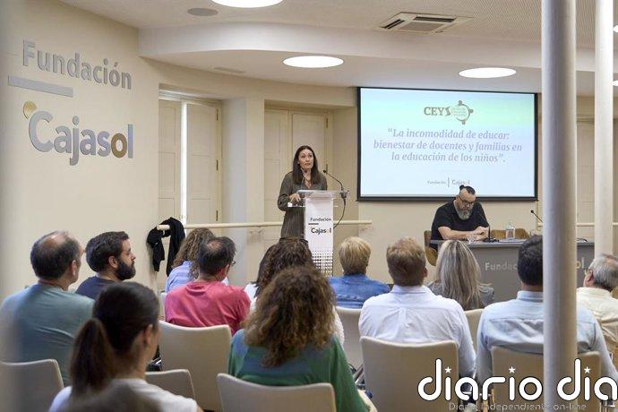 El filósofo David Pastor Vico propone recuperar la esencia de la labor educativa transformando retos en oportunidades