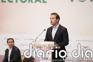 El Gobierno asegura que atenderá a pasajeros "con todas las garantías" y que hay "contacto continuo" con Canarias