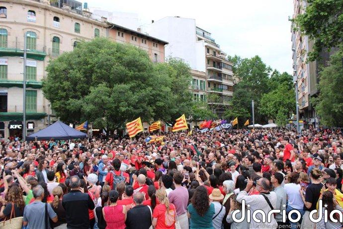 El Govern reivindica un "bilingüismo cordial" y un acercamiento "amable" del catalán