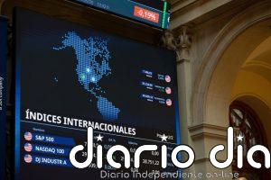 El Ibex 35 amanece con una subida del 0,7% y acaricia los 17.700 puntos, con el petróleo a la baja