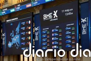 El Ibex 35 sigue por debajo de los 17.700 puntos en la media sesión pero suaviza su caída al 0,9%