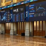 El Ibex 35 sube 3,26% en mayo y supera los 18.300, pendiente del acuerdo de paz entre EEUU e Irán