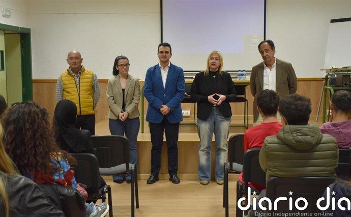 El Instituto La Rambla de San Esteban (Soria) cierra el programa educativo sobre víctimas del terrorismo de este curso