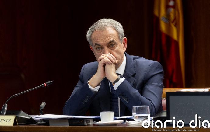 El juez imputa a Zapatero por el 'caso Plus Ultra' y la Policía registra su despacho y la empresa de sus hijas