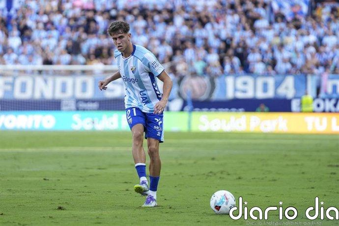 El Málaga remonta al Sporting de Gijón para acercarse al tercer puesto del Almería