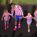 El Metropolitano rindió un emotivo homenaje a Griezmann en su despedida