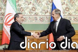 El ministro de Exteriores iraní trata con su homólogo ruso un posible "cese completo" de la guerra con EEUU e Israel
