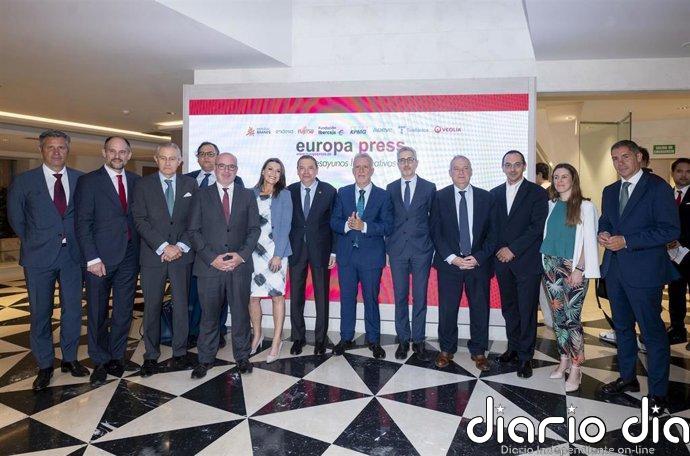 El ministro Torres reivindica el diálogo con las CCAA, con más de 50 transferencias desde la llegada de Sánchez