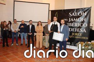 El onubense Francisco Javier García gana el XVIII Concurso Nacional de Cortadores en Jerez de los Caballeros