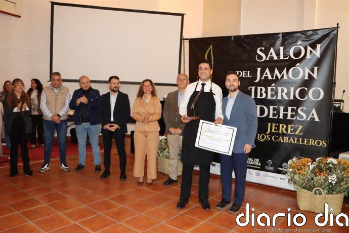 El onubense Francisco Javier García gana el XVIII Concurso Nacional de Cortadores en Jerez de los Caballeros