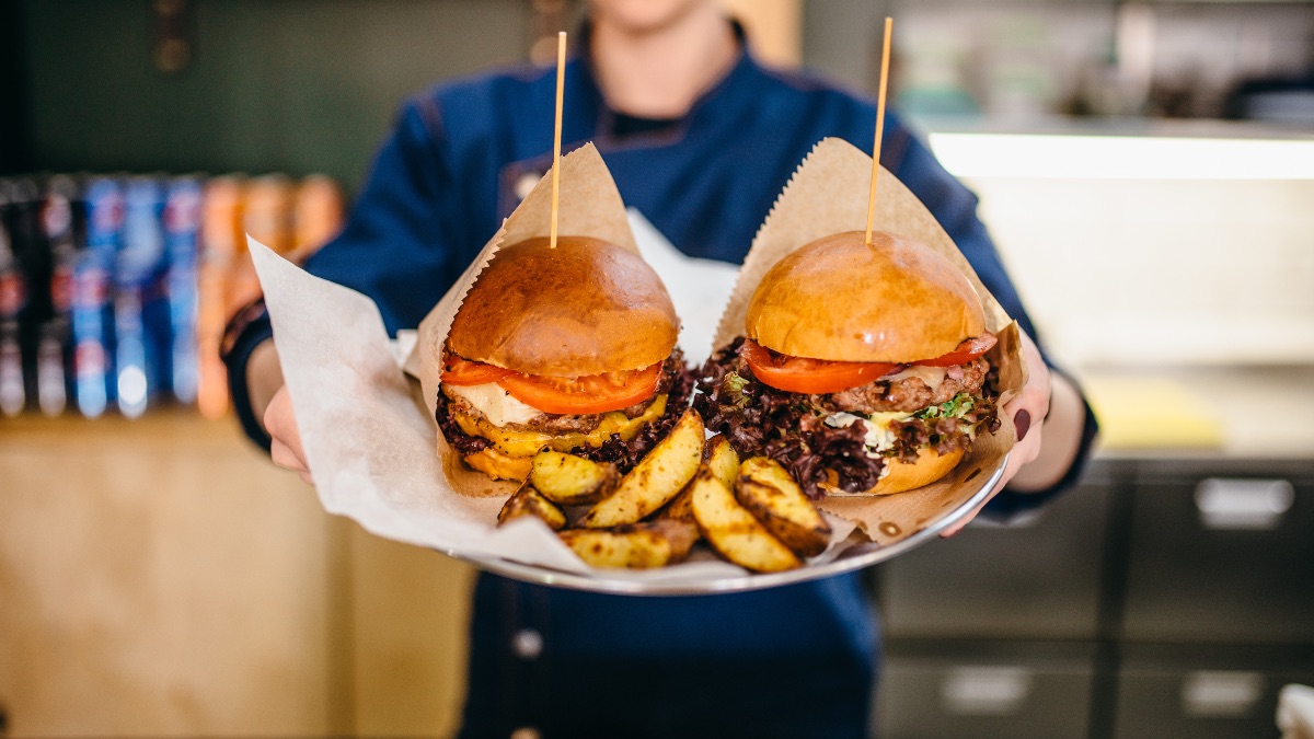 el-pan-gana-protagonismo-en-la-hamburguesa-premium-y-el-delivery-impulsa-su-consumo.jpg