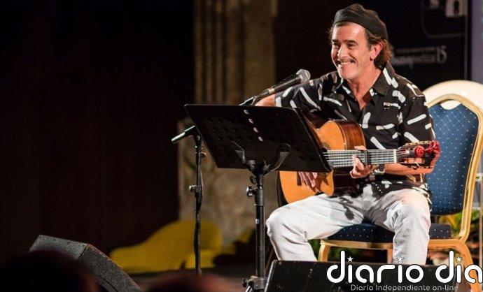 El Paseo de la Fama del Carnaval en Cádiz contará desde este domingo con una estrella dedicada a Juan Carlos Aragón