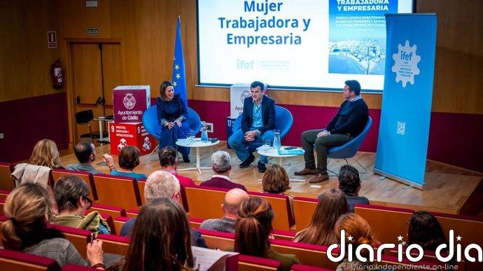 El plazo para solicitar las ayudas del programa 'Mujer, trabajadora y empresaria' en Cádiz finaliza este viernes