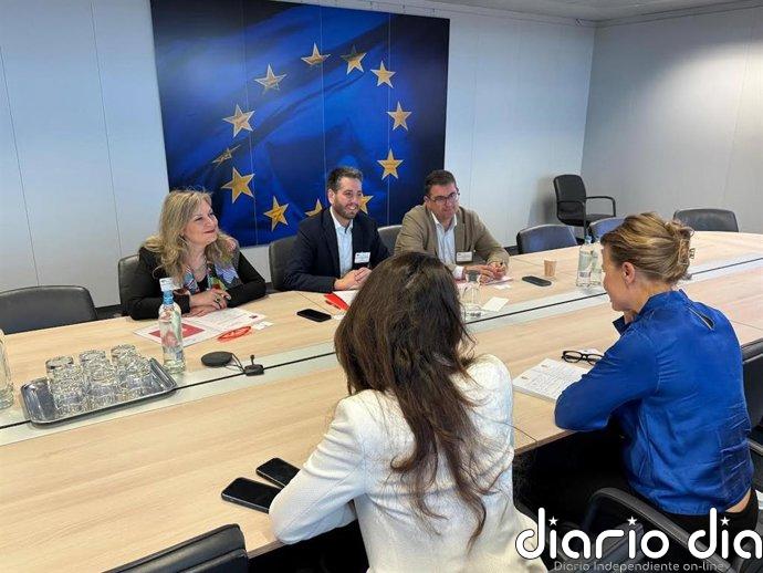 El PSOE de La Rioja asevera en Bruselas que "rechaza cualquier intento de recorte en la PAC por parte del PP Europeo"
