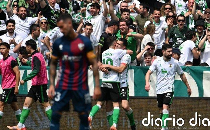 El Racing sigue su camino a Primera y Las Palmas se mantiene cerca