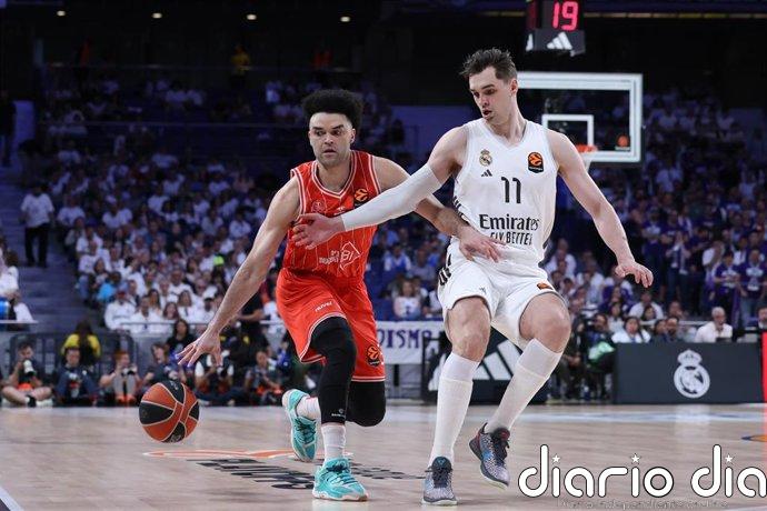 El Real Madrid se apaga y se condena a un cuarto partido