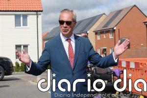 El ultraderechista Farage celebra unos resultados "históricos" en las municipales de Reino Unido