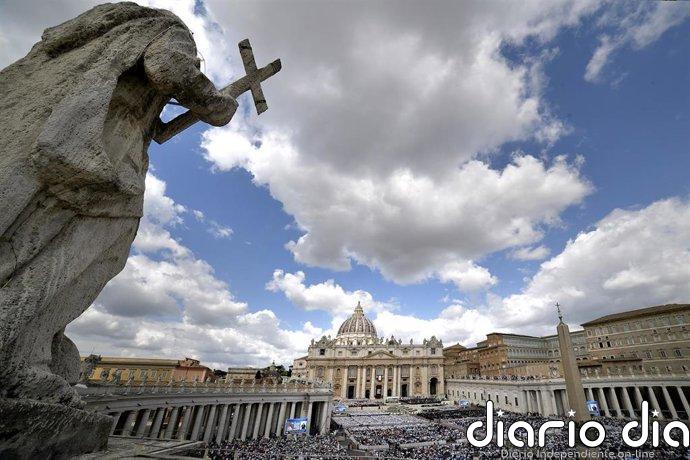 El Vaticano ve "positiva" la regularización extraordinaria de migrantes en España, según Albares