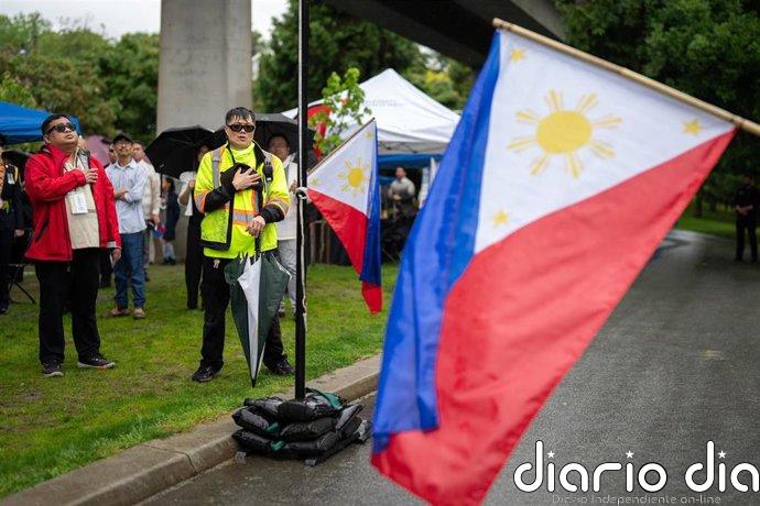 Entre 30 y 40 personas atrapadas tras el derrumbe de un edificio en Filipinas