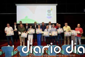Entregados los premios a los ganadores del 'Concurso de Vinos de La Rioja' de Fundación Caja Rioja y CaixaBank