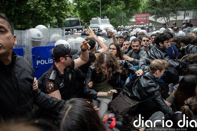 Erdogan da marcha atrás al cierre de una universidad privada en Estambul