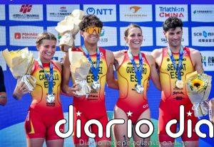España se cuelga el oro en relevo mixto en la Copa del Mundo de triatlón de Chengdú