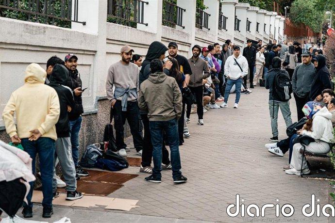España tiene una "limitada capacidad" de retener a los migrantes: en los últimos 20 años se han ido la mitad