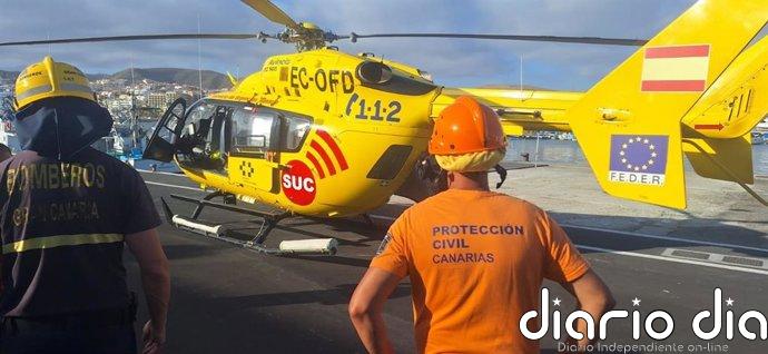 Evacuado en helicóptero un menor de 5 años con síntomas de ahogamiento en Mogán (Gran Canaria)