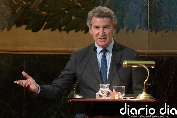 Feijóo asegura, tras la imputación de Zapatero, que la corrupción rodea a Sánchez: "Solo le queda una salida digna"