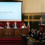 Feijóo se compromete a "incrementar las plantillas" médicas y a crear un fondo estatal para enfermedades raras