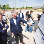 Feijóo ve posible construir un millón de viviendas "en una legislatura" y denuncia "desastre" de la política de Sánchez