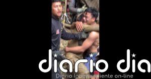 Felicidad y alivio al ser rescatados otros cuatro hombres del grupo que permanecía atrapado en una cueva de Laos