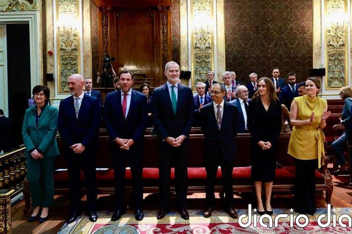 Felipe VI preside el homenaje a su profesor universitario, el jurista Gaspar Ariño