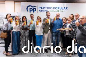 Fernández-Pacheco reivindica la "deuda de gratitud" con los mayores y pide el voto para consolidar la "estabilidad"
