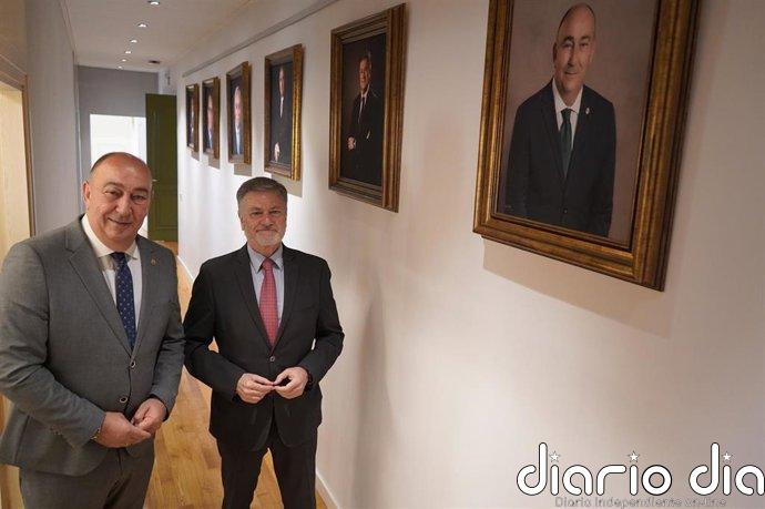 Francisco Vázquez realiza una visita institucional a la Diputación y el Ayuntamiento de Segovia