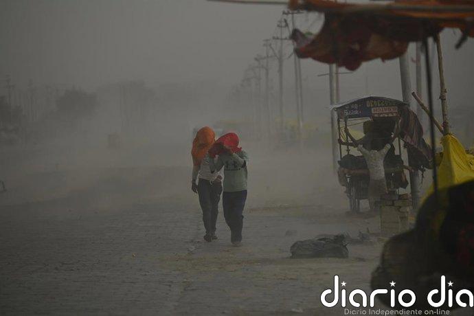 Fuertes tormentas en el norte de India dejan al menos 89 muertos y 53 heridos en Uttar Pradesh